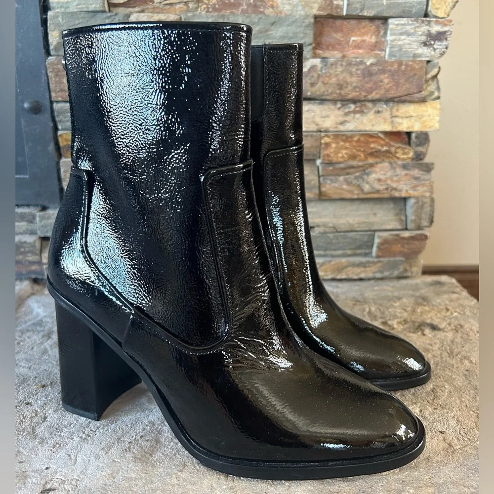 Donald J. Pliner size boots crinkle